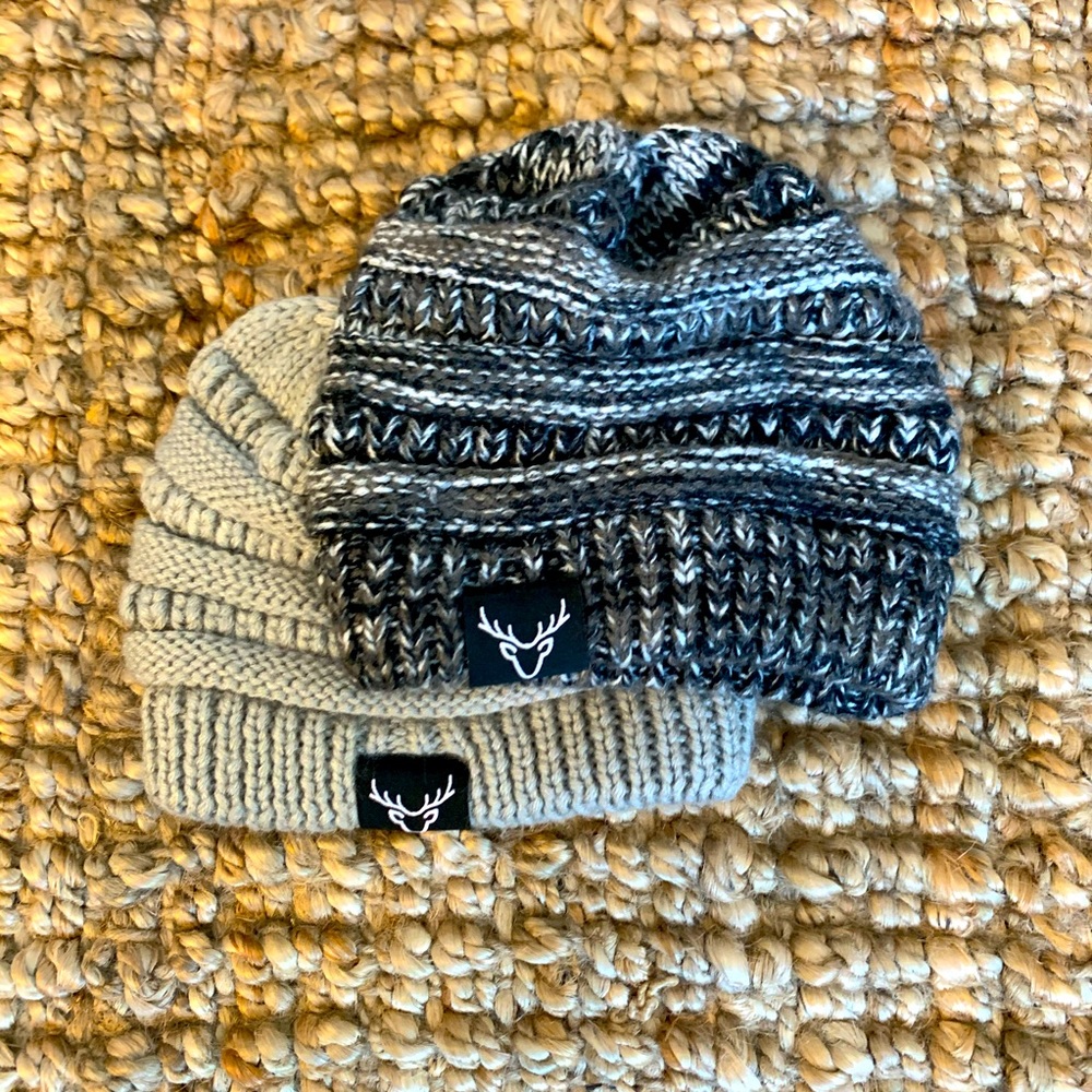SET OF (2) 6 MO BABY BEANIES